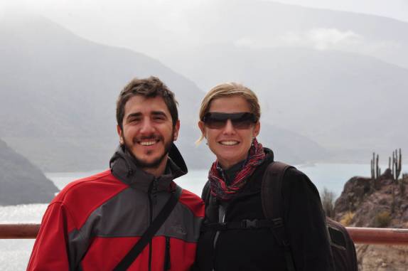 Com o Maxi, vistando a represa no Valle del Elqui, no Chile